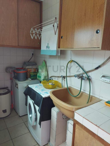 Uruguay 2729 Entre Juan B. Justo Y Gral Acha - Casa En Venta - Quilmes
