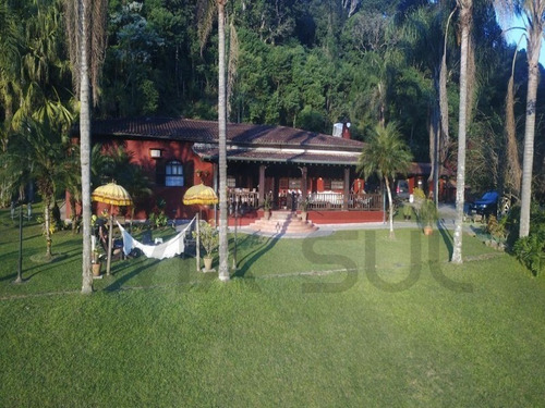 Imagem 13 de 30 de Fascinante Imóvel, Com Excelente Acabamento, Com Lago E Piscina. Excelente Para Lazer E Para Moradia. - 68 - 69418584