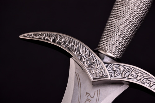 Imagen 5 de 8 de Espada Dardo Sting Frodo Señor De Los Anillos + Base