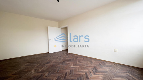 Imagen 5 de 7 de Apartamento En Alquiler / Aguada - Inmobiliaria Lars