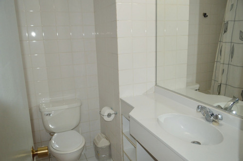 Imagen 20 de 22 de 8 Pers. 4 Dor. 3 Baños: Frente Mar: En 4 Esquinas/av.del Mar