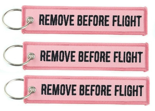 3 llaveros rosas con bordado rápido Remove Before Flight