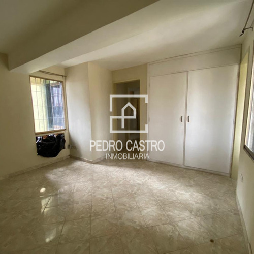 Imagen 8 de 9 de Pedro Castro Inmobiliaria Vende Apartamento En Torre Guayana Alta Vista Puerto Ordaz #inversion #oportunidad #zonacentrica #@pedro_castroj