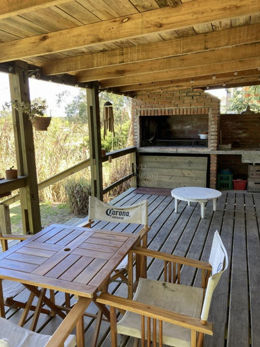 Casa Para 4 O 6 Personas Con Parrillero Techado