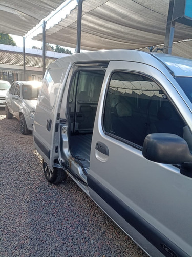 Imagen 5 de 15 de Renault Kangoo Confort 1.6 (2013 ; 145.000km;nafta/gnc)