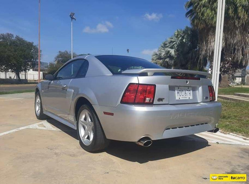 Ford Mustang Gt