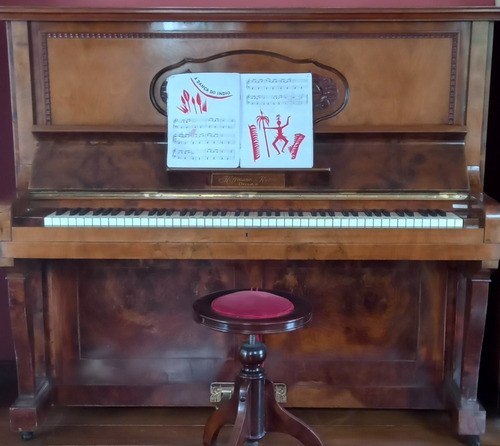 Piano Alemão