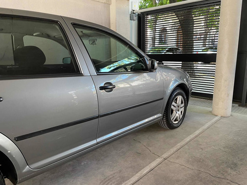 Volkswagen Golf 1.6 Comfortline 2005