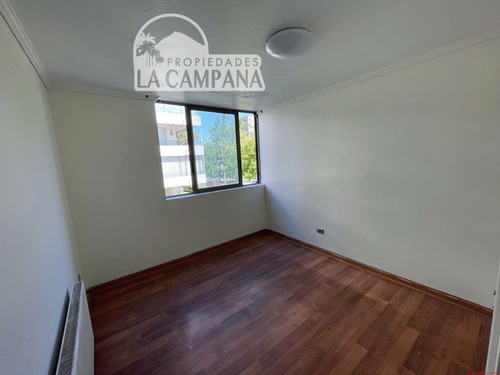 Amplio 131 Mts² 4d 3b 2 Estacionamientos 1 Bodega Piso 2°