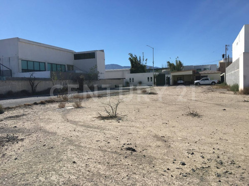 Terreno En Venta En Residencial San José Al Norte De Saltillo.