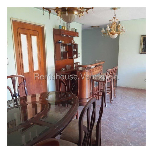 Apartamento En Alquiler Macaracuay 25-24178