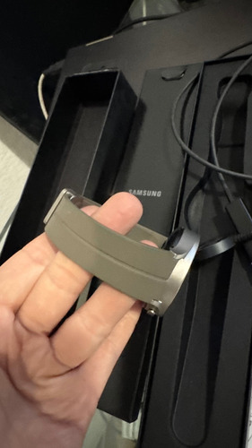 Reloj Samsung Galaxy Watch 5 Pro Impecable Gray Titanium Lisa Gris Titanio (Usado)