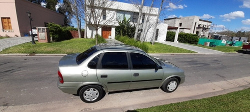 Imagen 4 de 4 de Chevrolet Corsa Classic Classic Base