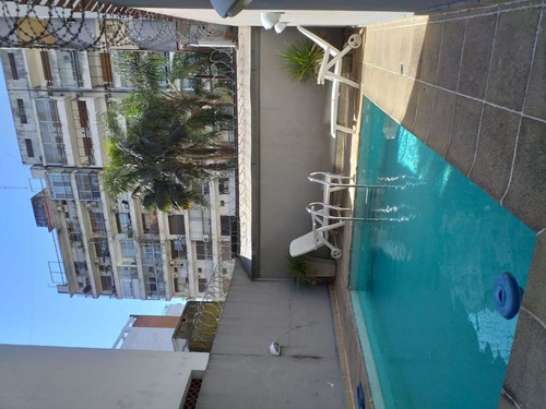 Departamento En Venta En Flores