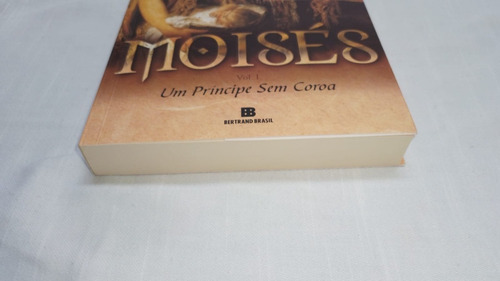 Livro Moisés - Vol. 1 - Um Príncipe Sem Coroa ( 3002 ) (Usado)