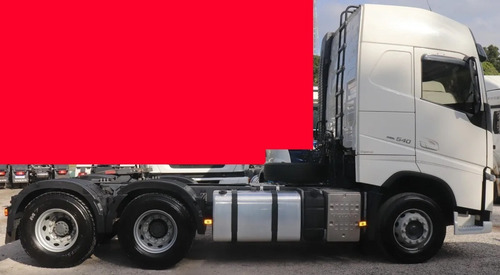Imagem 2 de 9 de Volvo Fh 540 6x4 2019 - Branco - Com 150 Mil Km - Novo !!!
