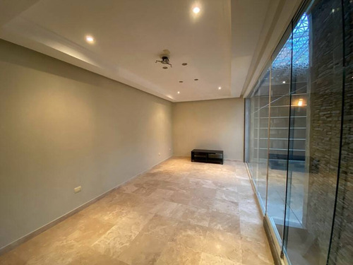 Imagen 12 de 17 de Townhouse Amoblado En Venta, Planta 100% Y Pozo A65579