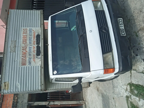 Imagem 2 de 8 de Mercedez Bens 180 Bau 180