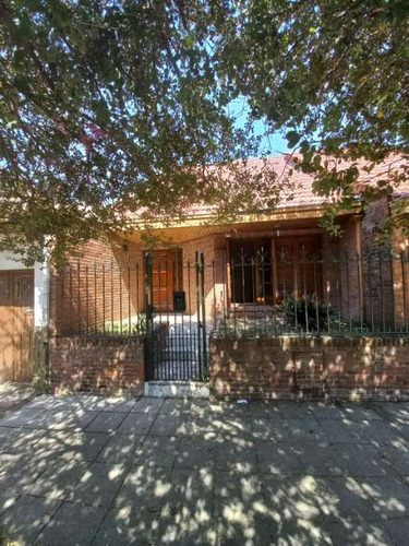 Departamento Tipo Casa En Alquiler En Villa Dominico