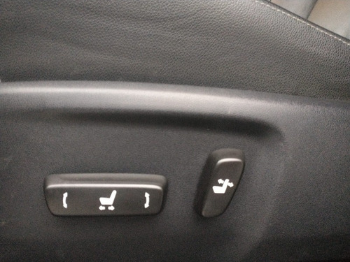 Imagem 10 de 13 de Toyota Hilux Hilux 2.8 Srv 4x4 Diesel