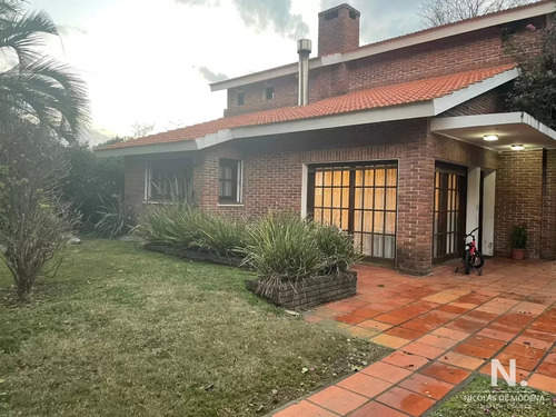 Casa Funcional Y Acogedora En Una Ubicación Privilegiada, Mansa Punta Del Este.