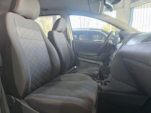 Volkswagen Suran 1.6 Imotion Highline 110cv