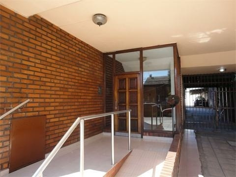Imagen 1 de 9 de Departamento En Venta En Moron Sur