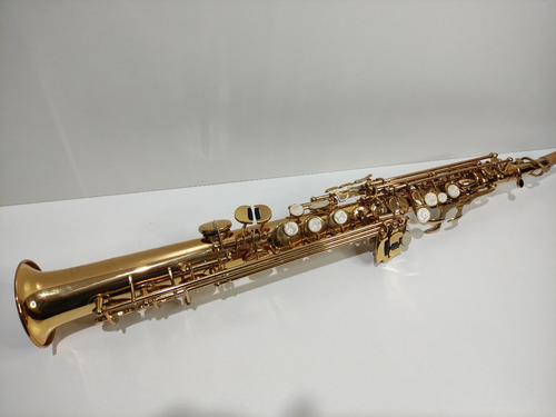 Saxofone Wing Sib Reto Soprano Dourado Novíssimo