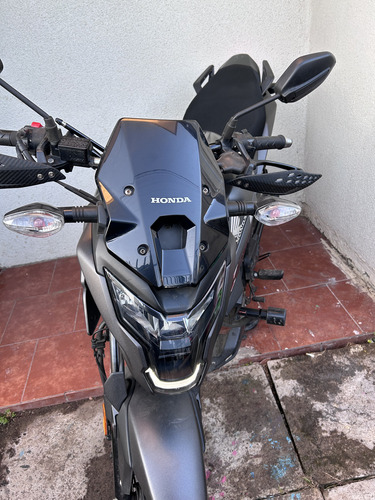 Varios Extras Como Neumáticos Michelin Y Tope Anti Caidas
