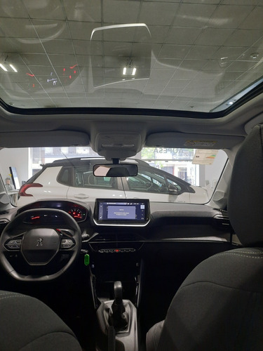 Imagen 17 de 25 de 208 Active Tiptronic J