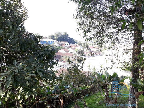 Imagem 5 de 15 de Casa - Padrão, Para Venda Em Joinville/sc - V377