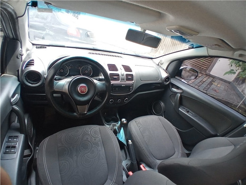 Imagem 12 de 13 de Fiat Grand Siena 1.0 Evo Flex Attractive Manual