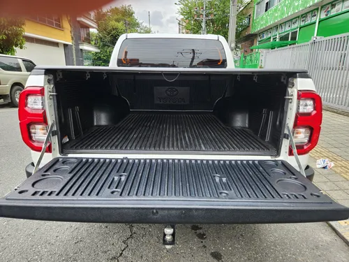 Toyota Hilux 2.4 Diésel 4X4