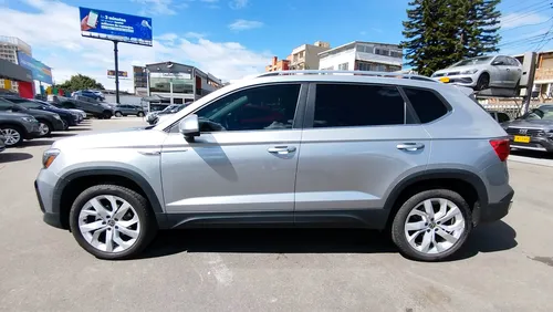 Volkswagen Taos Comfortline