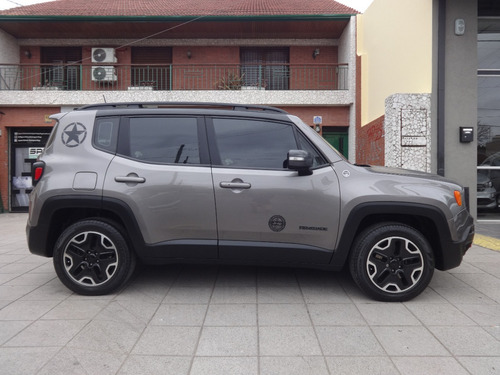 Jeep Renegade 4x4 Trailhawk 2.0 At { Excelente Estado }