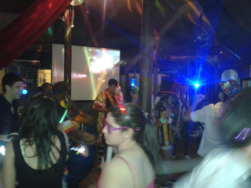 Show De Salsa O Cuerda De Tambores Animación Fiestas Baile