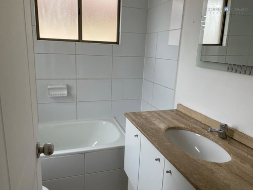 Casa En Venta De 3 Dorm. En Machalí