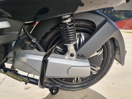 Imagen 8 de 8 de Moto Eléctrica Sunra Robo-s. Ahora 12/ Ahora 18