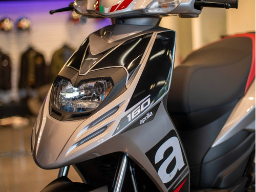 Imagen 9 de 25 de Scooter Aprilia Sr 160 Gris Financiación Disponible Usb Abs