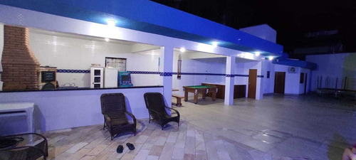 Casa Na Praia Com Piscina Aquecida, 2 Spa Com Hidromassagem Aquecidos, Ar Condicionado, Salão De Jogos, 2 Quadras Da Praia, Garagem Para 15 Ou Mais Carros,