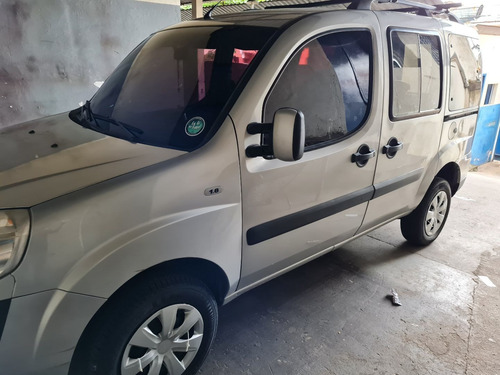 Fiat Doblo 2013 1.8 16v Essence Flex 5p