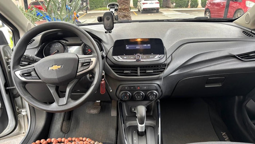 Chevrolet Onix plus 1.0 Lt 4p