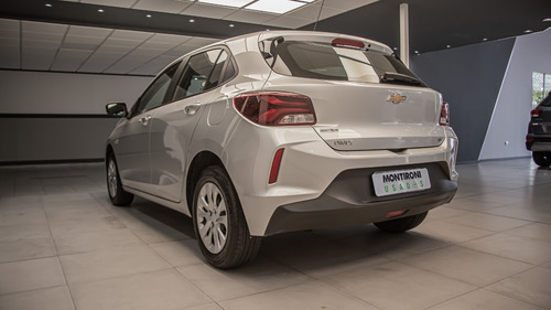 Imagen 6 de 25 de Chevrolet Onix 1.2 Lt