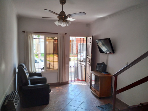 Imagen 8 de 30 de Venta Ph Tres Ambientes En Ramos Mejía C/parrilla