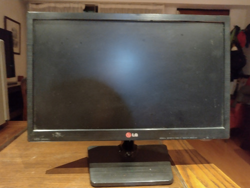 Monitor Led Lg 19en33 Para Reparar O Usar Como Repuesto Negro (Usado)