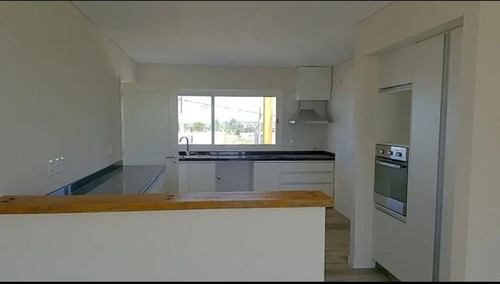 Imagen 8 de 9 de Vendo Casa 3 Dormitorios La Tahona (mirador) Con Renta