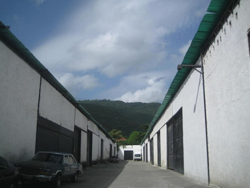 Imagen 2 de 12 de Galpón En Alquiler C/cava Cuarto Zona Industrial Mampote