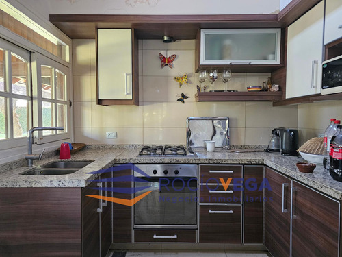Casa En Venta Y/o Alquiler En Country Banco Provincia, Francisco Alvarez Moreno
