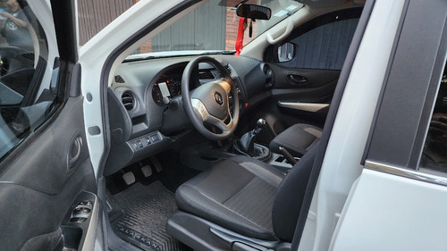 Renault Alaskan 2.3t 16v Confort Mt 4x2