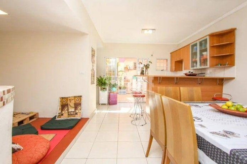 Sobrado No Belém Com 3 Dorms Sendo 1 Suíte, 2 Vagas, 130m² - So0869